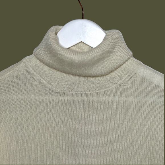 Sandrine Rose Wool Cashmere Blend Turtleneck Sweater Snow Women Medium NWT Braid - Picture 5 of 11
